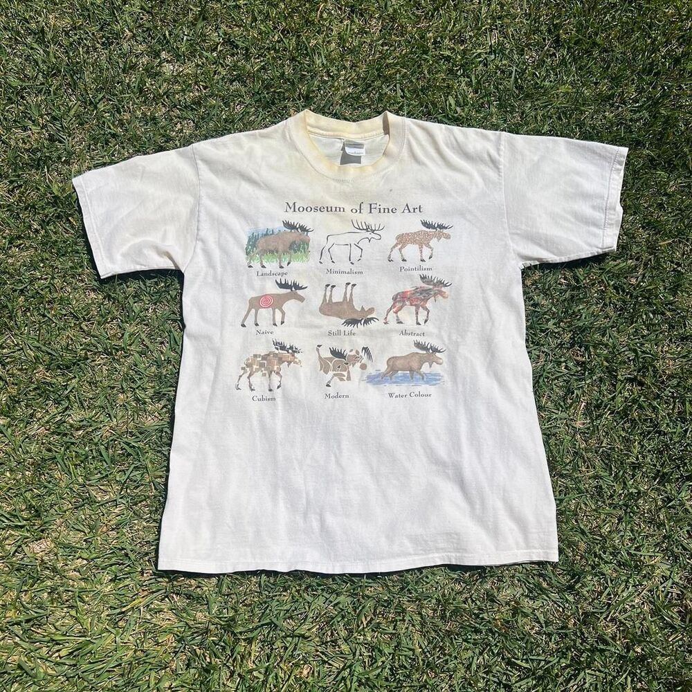 2000s Mooseum of fine arts funny tee mens size L large